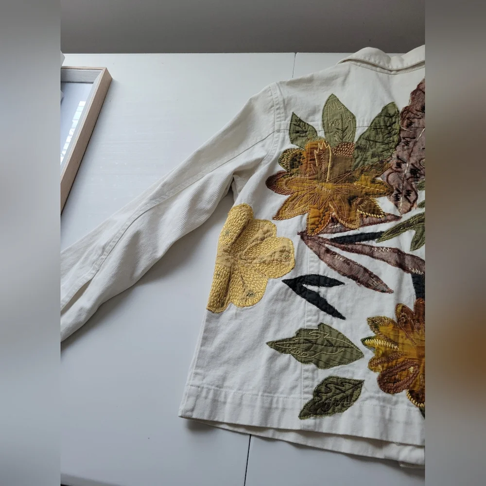 Laura Ashley Petite White Jacket with Embroidery - Picture 12 of 17